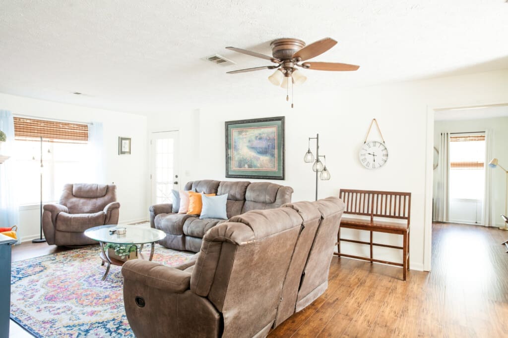 18df2ec0 e208 48b0 b6d2 d9edb0ece42c.jpg