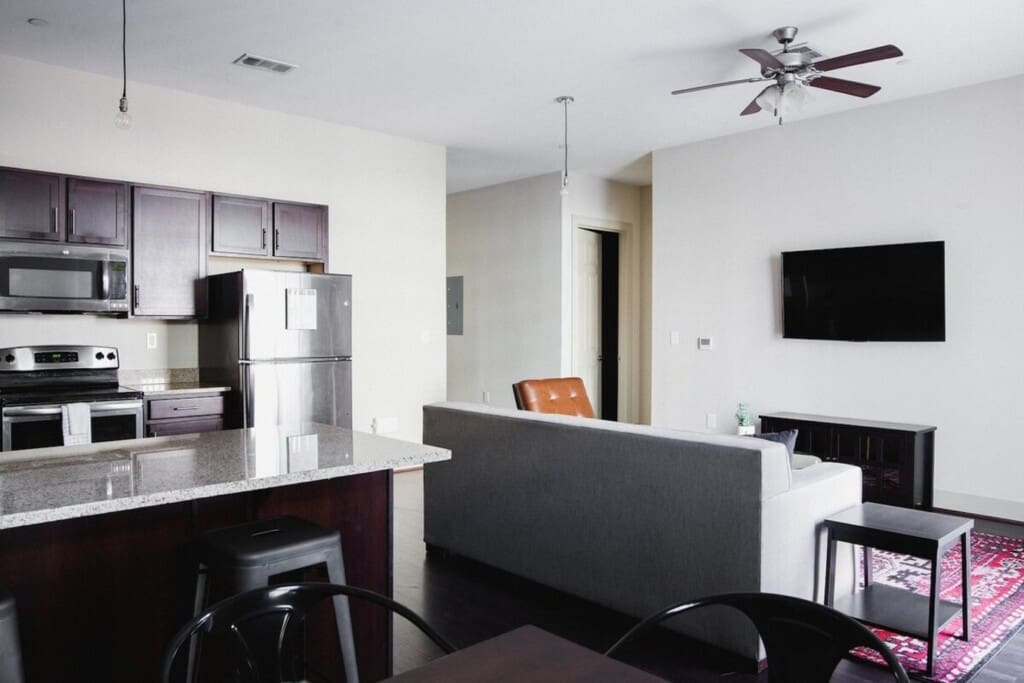 4e893c76 f4ca 46bc b9aa 9a35672e8328.jpg