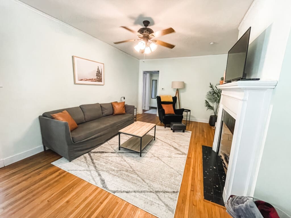 720c764e fb9f 45b9 aec5 b0b0d2d41add.jpg