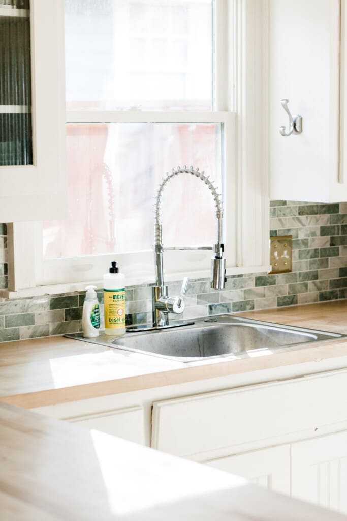 8b7db520 7811 48d3 a9ed fa621e8df79a.jpg