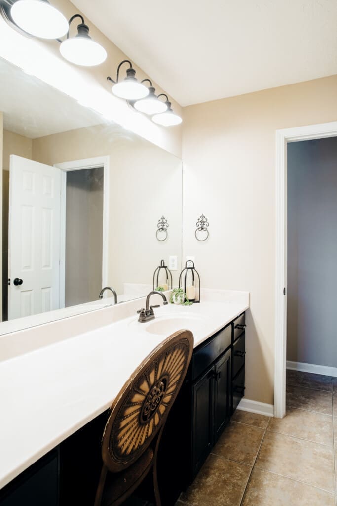 46607221 c5a5 40df 991e b2d9a8a84a0a