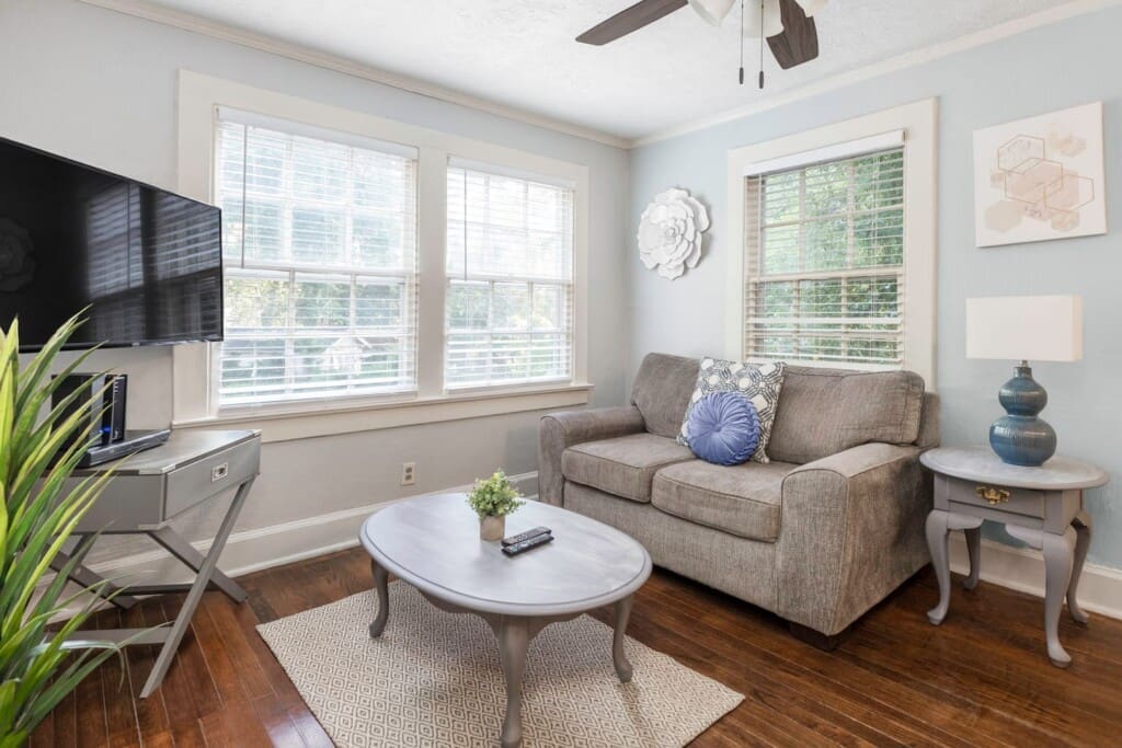 7a9eb4f2 f454 449a a6d6 bf4f502b88a4